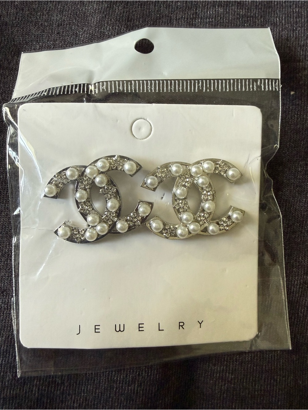 Interlocking Double C-Style Pearl & Crystal Earrings - Silver Tone